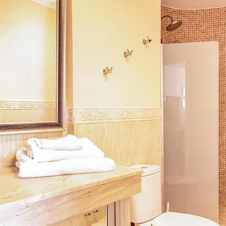 Awesome In With Outdoor Swimming Pool And 2 Bedrooms Apartment Torremolinos
